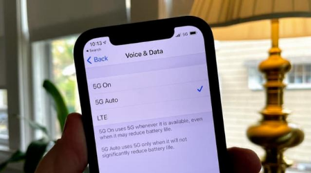 渝北苹果手机维修分享iPhone 12如何打开或关闭5G网络 
