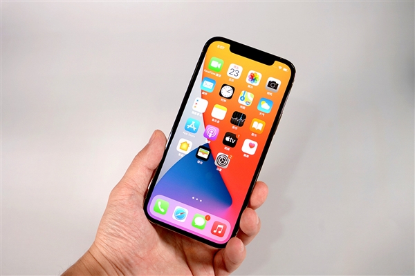 渝北苹果手机维修分享iOS 14.2修订版已到，专属iPhone 12系列 